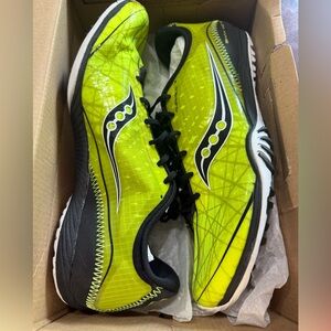Saucony men’s 10.5 shoes